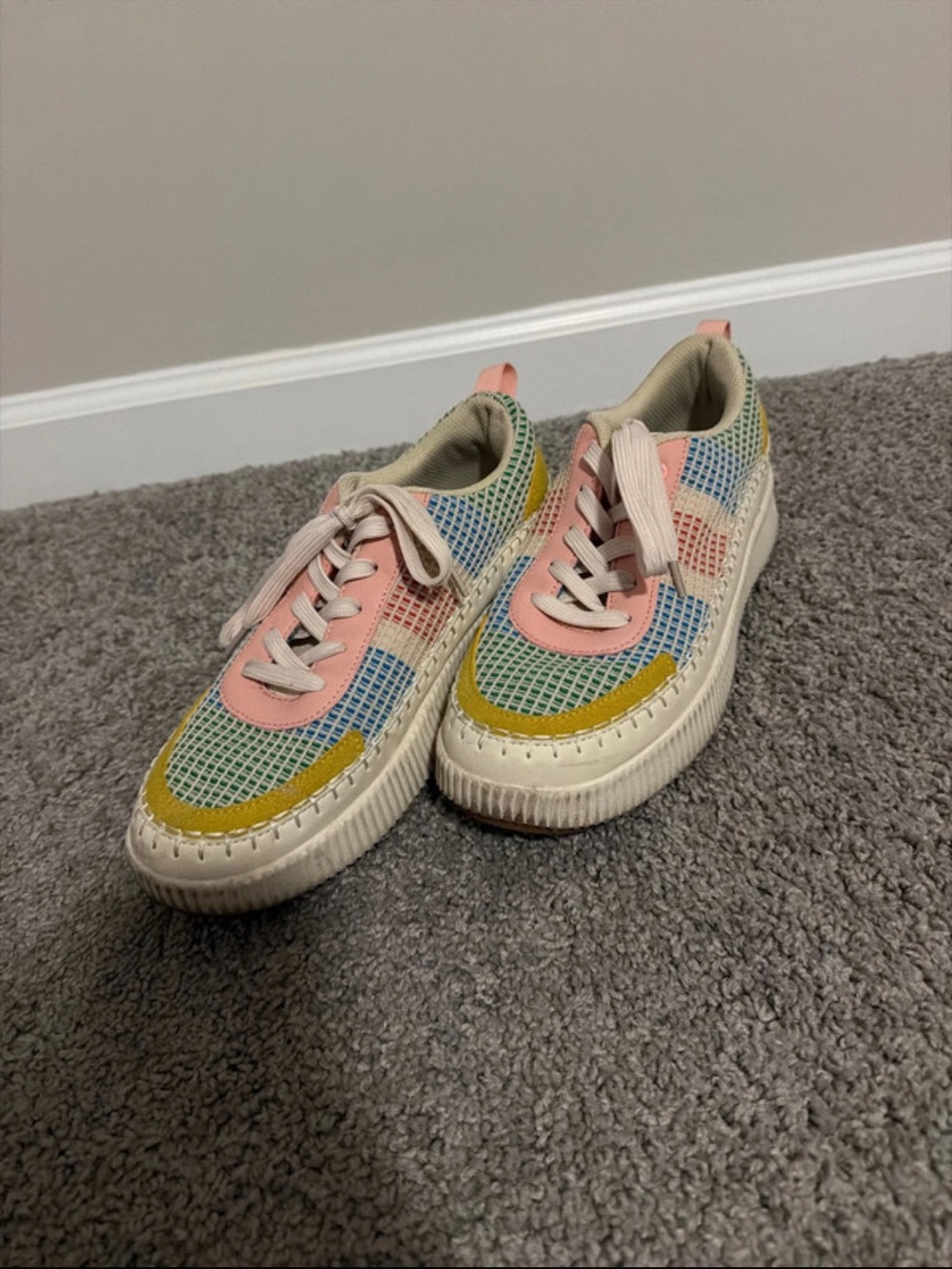 Amazon Women's Pastel Pink Blue Yellow Cream Mesh Sneakers